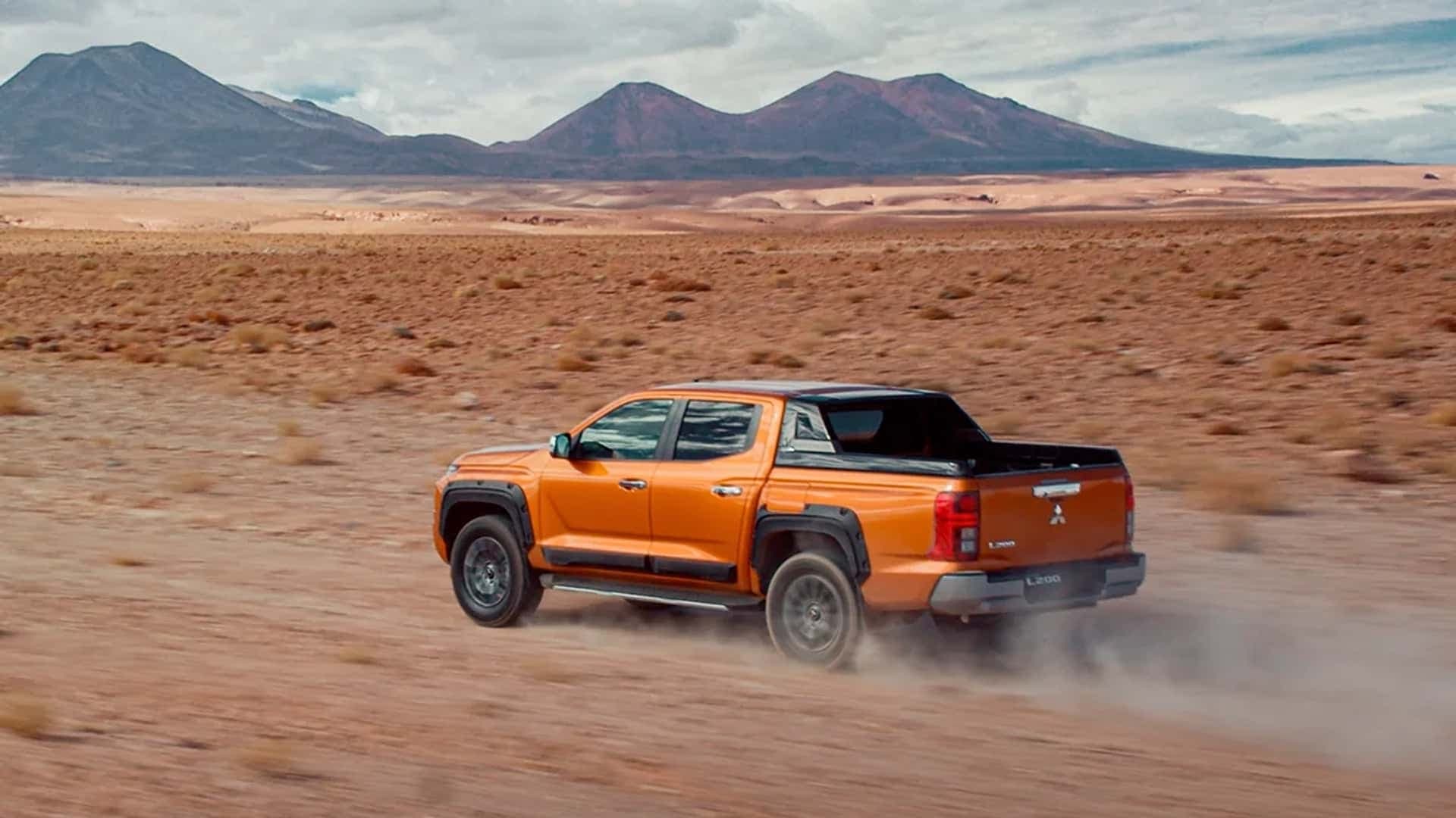 Mitsubishi L200 2025 (2)